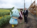金子柳川市長そしてミス柳川(水の精）と。